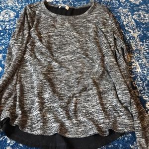 flown back knit sweater